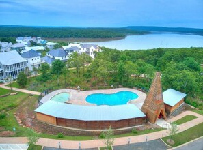 Pool - Six-Seater Golf Cart Included! (Carlton Landing)