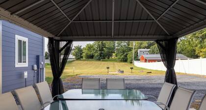 The Sterling- walk to everything Luray has to offer! Chef available