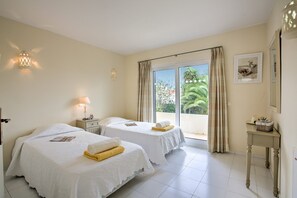 4 quartos, Wi-Fi, roupa de cama