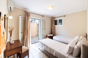 2 chambres, fer et planche à repasser, Wi-Fi gratuit, draps fournis