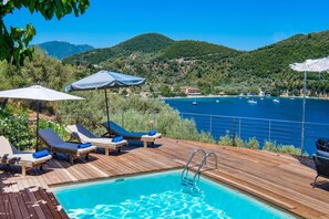 Pool - Villa Floisvos Desimi by Villa Plus (Lefkada)