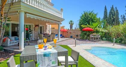 Villa Paraisos Sol by Villa Plus