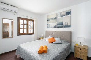 4 Schlafzimmer, Bügeleisen/Bügelbrett, kostenloses WLAN, Bettwäsche
