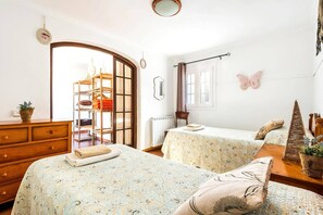 3 chambres, Wi-Fi, draps fournis