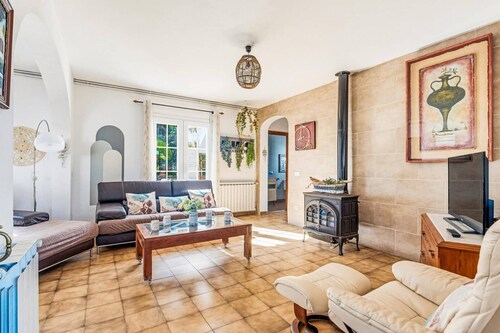 Villa Tamyan by Villa Plus