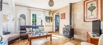 Villa Tamyan by Villa Plus