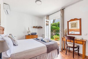 3 chambres, fer et planche Ă repasser, Wi-Fi gratuit, draps fournis