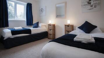 2 makuuhuonetta, silitysrauta/-lauta, Wi-Fi