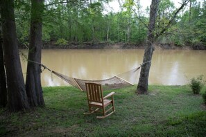 Property grounds - 2 Bedroom Cabin w/Hot Tub surrounded by Big Thicket National Preserve.  Private! (Lumberton)