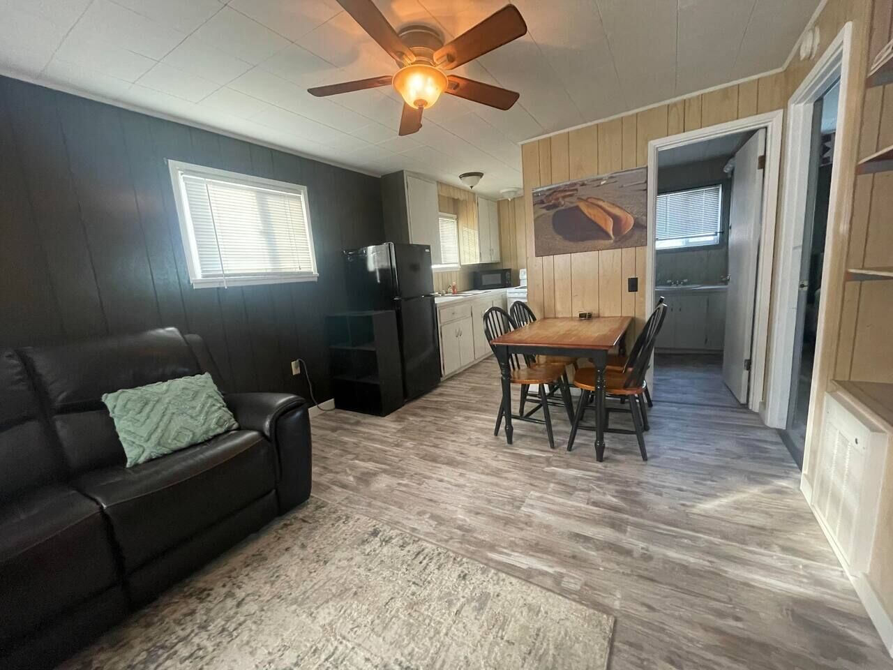 "Sportsman" Cottage by the Beach