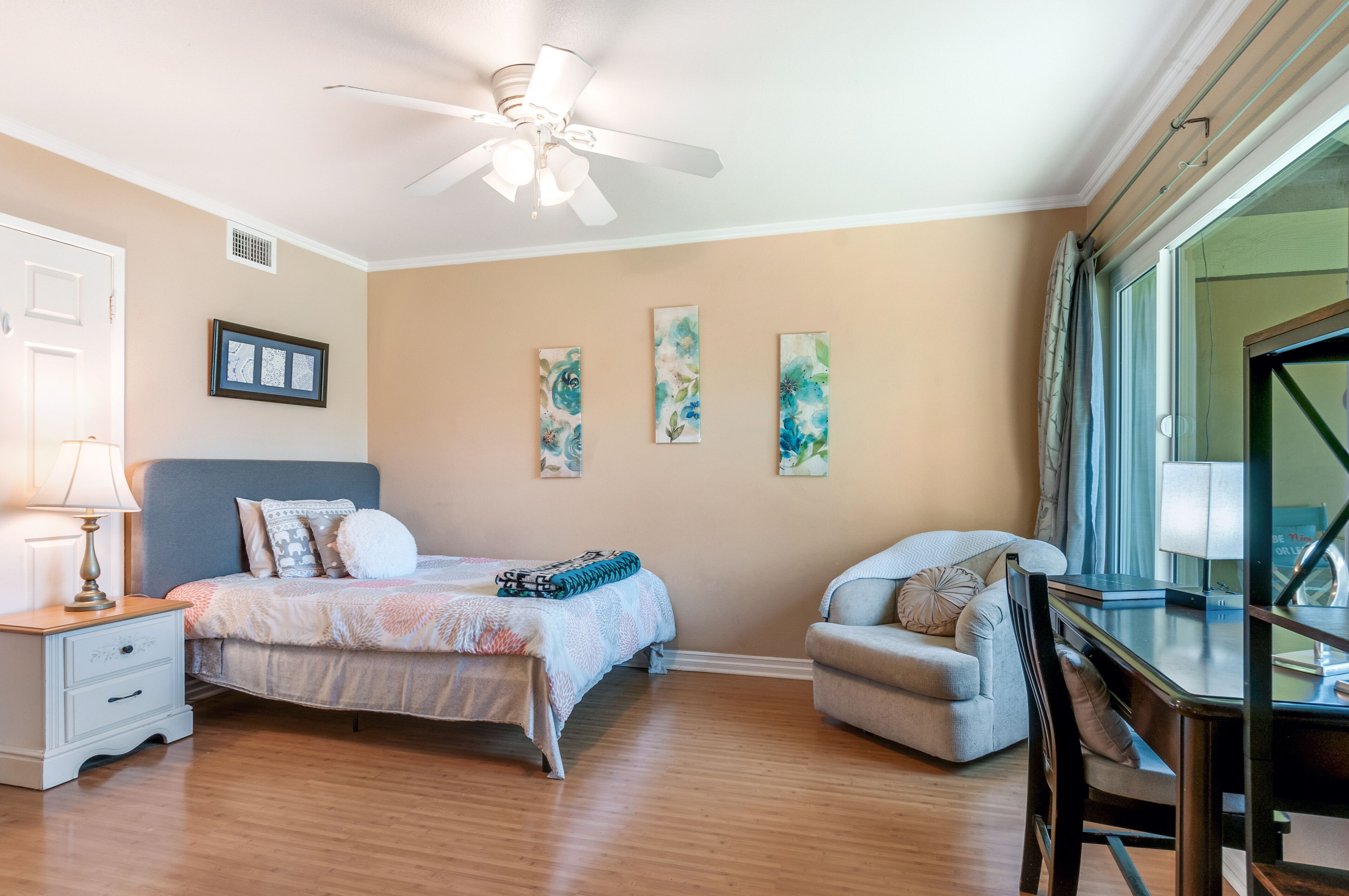 🤫cul-de-sac~Lake/🚣‍♀️/🎣/🏊/🏀/🏖️🏐/Picnic/🛝~🚶👉🛒s~🤏👉Fwy 5~Monthly😋~讲中文