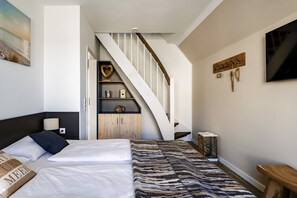 3 chambres, fer et planche à repasser, lit parapluie, Wi-Fi gratuit