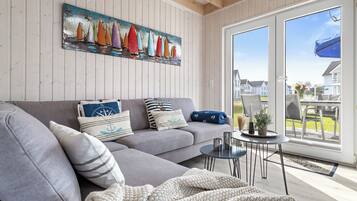 TV, fireplace, video library, stereo