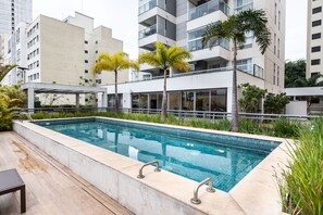 Outdoor pool - Pinheiros Best Studio Pool Parking  Wifi (São Paulo)
