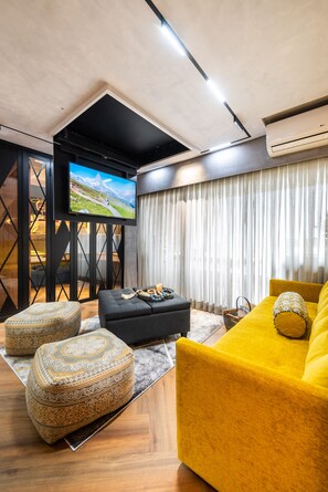 2 bedrooms, Egyptian cotton sheets, premium bedding, down duvets - Stunning Views | Luxurious Apartment with Marginal Pinheiros View at River One Residencial by Okaeri Home Apartments  (São Paulo)