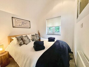 2 chambres, fer et planche à repasser, accès Internet, draps fournis