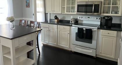 Spacious 3 BR in Portland's Libbytown!