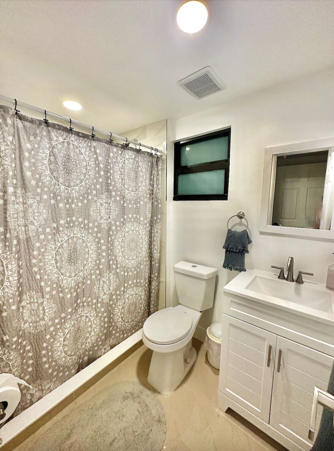 Centrally located apartment at Pompano