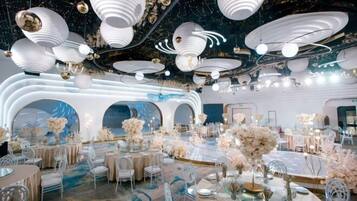 Banquet hall