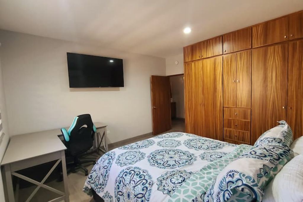 Fantastic Oceanview Penthouse Private deck & Spa