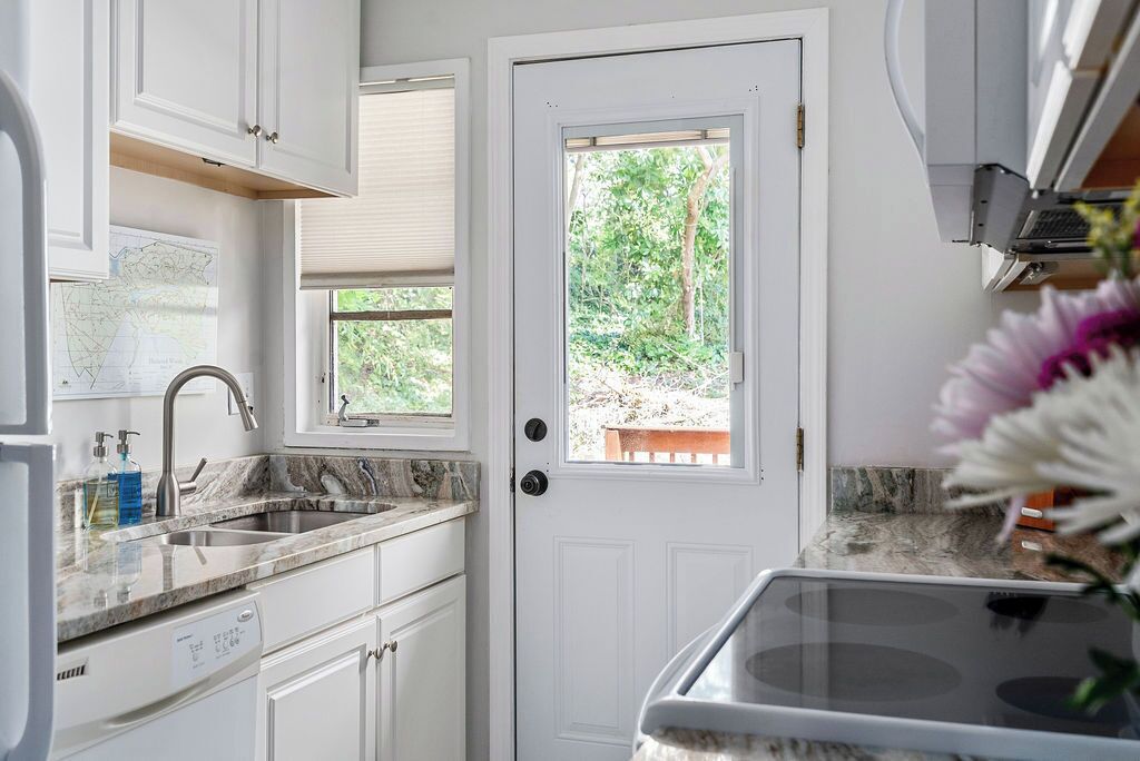 冰箱、微波炉、烤箱、炉灶