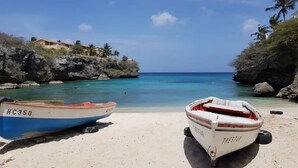 Unclassified image, 5 of 40, button - Ocean Front Villa - Breathtaking View - 10B (Lagun)
