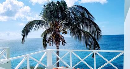 Ocean Front Villa - Breathtaking View - 10B