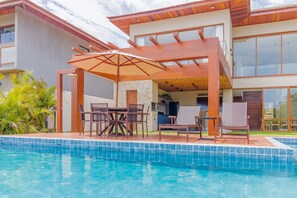 Chalet | Outdoor dining