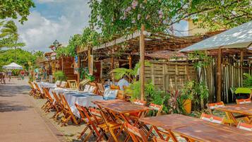 Chalet | Outdoor dining