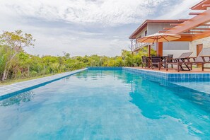 Chalet | Pool | Outdoor pool