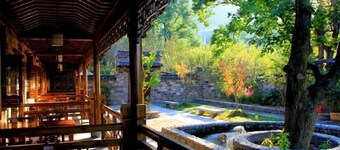 Xinyi Inn