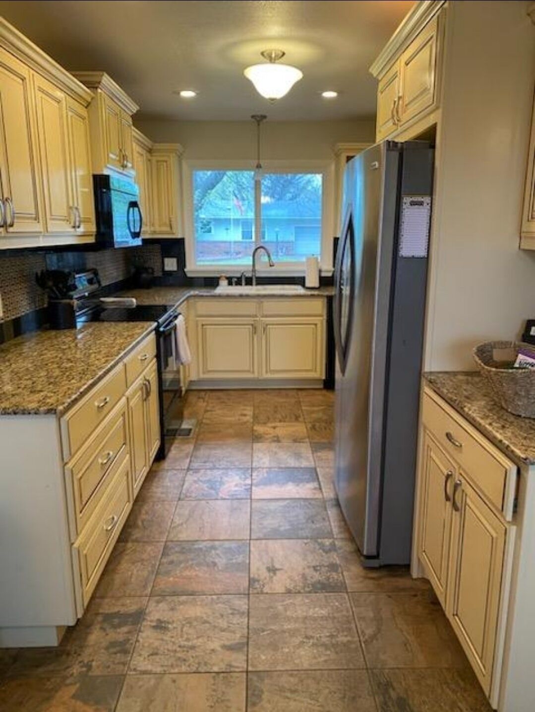 Newly Furnished 3BR/1.5 Bath Cozy Home