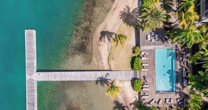 Stunning 3 Bedroom Condo With Epic Yacht Club And Harbour View!