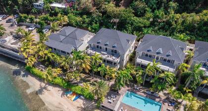 Stunning 3 Bedroom Condo With Epic Yacht Club And Harbour View!