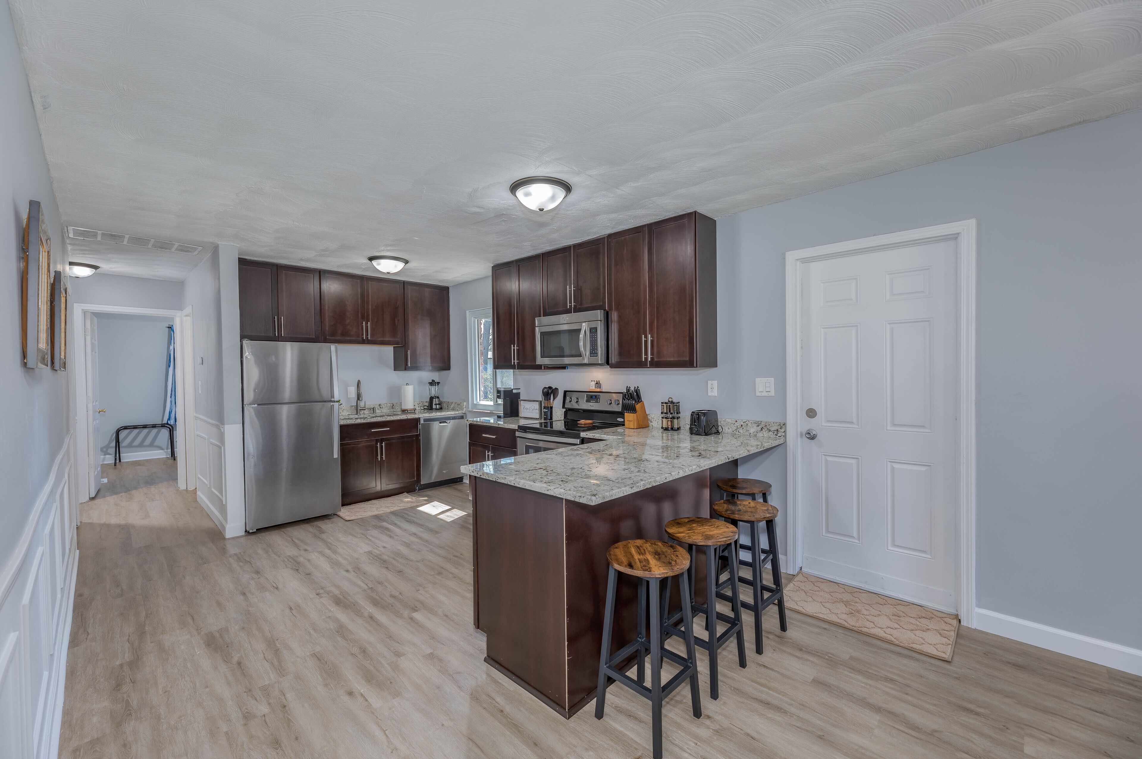 Stylishly Renovated 3BR Conveniently Located - Butler, Marion, BRIPP & Downtown