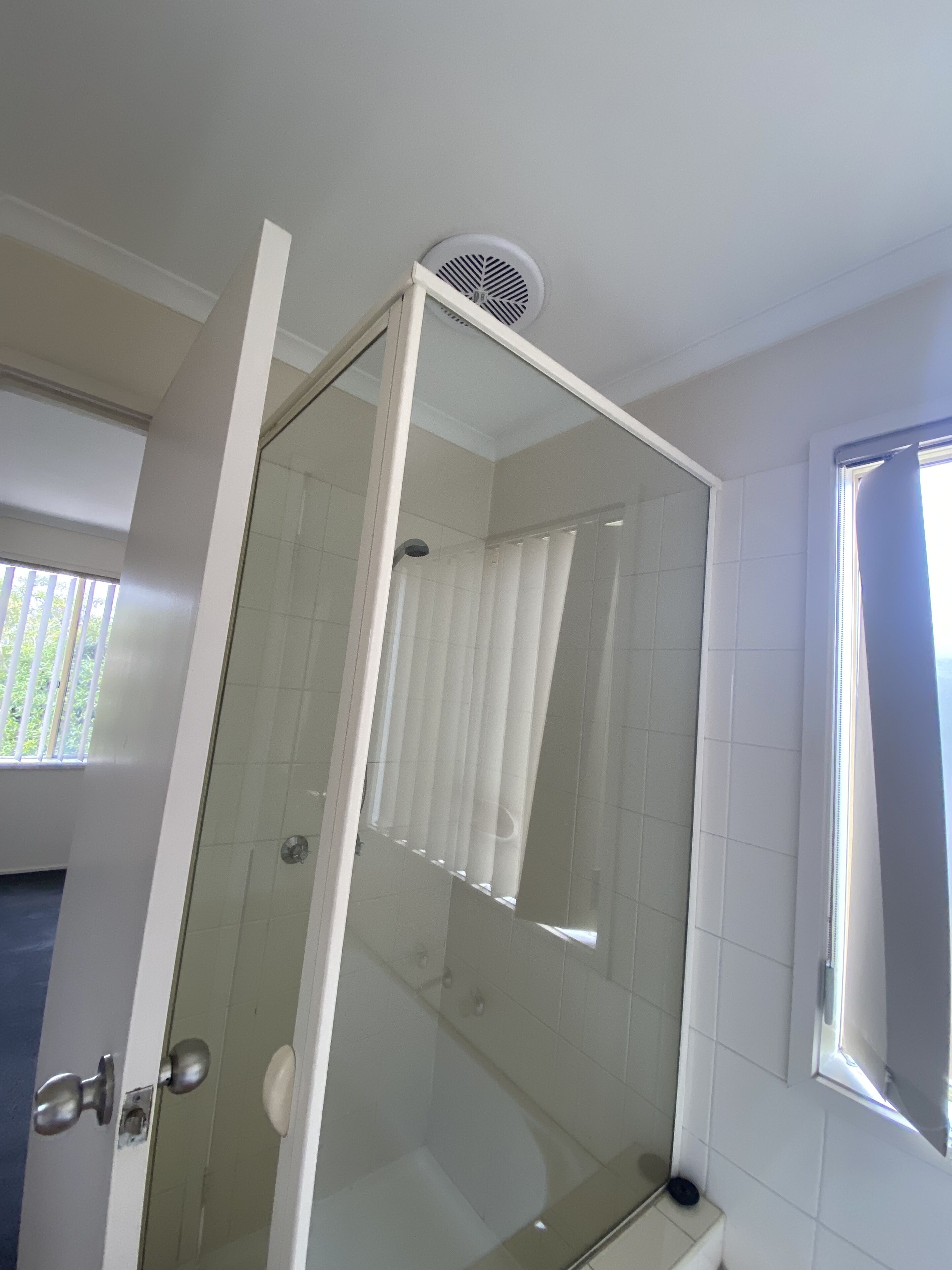 Valetta-4QS Beds+1SB - House - Carrum Beach- Fully Furnished