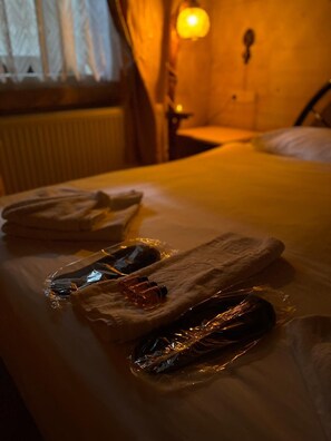 Desk, laptop workspace, free WiFi, bed sheets