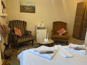 Classic Double Room, Hot Tub - Sinasos Arnovalley Hotel (Ürgüp)