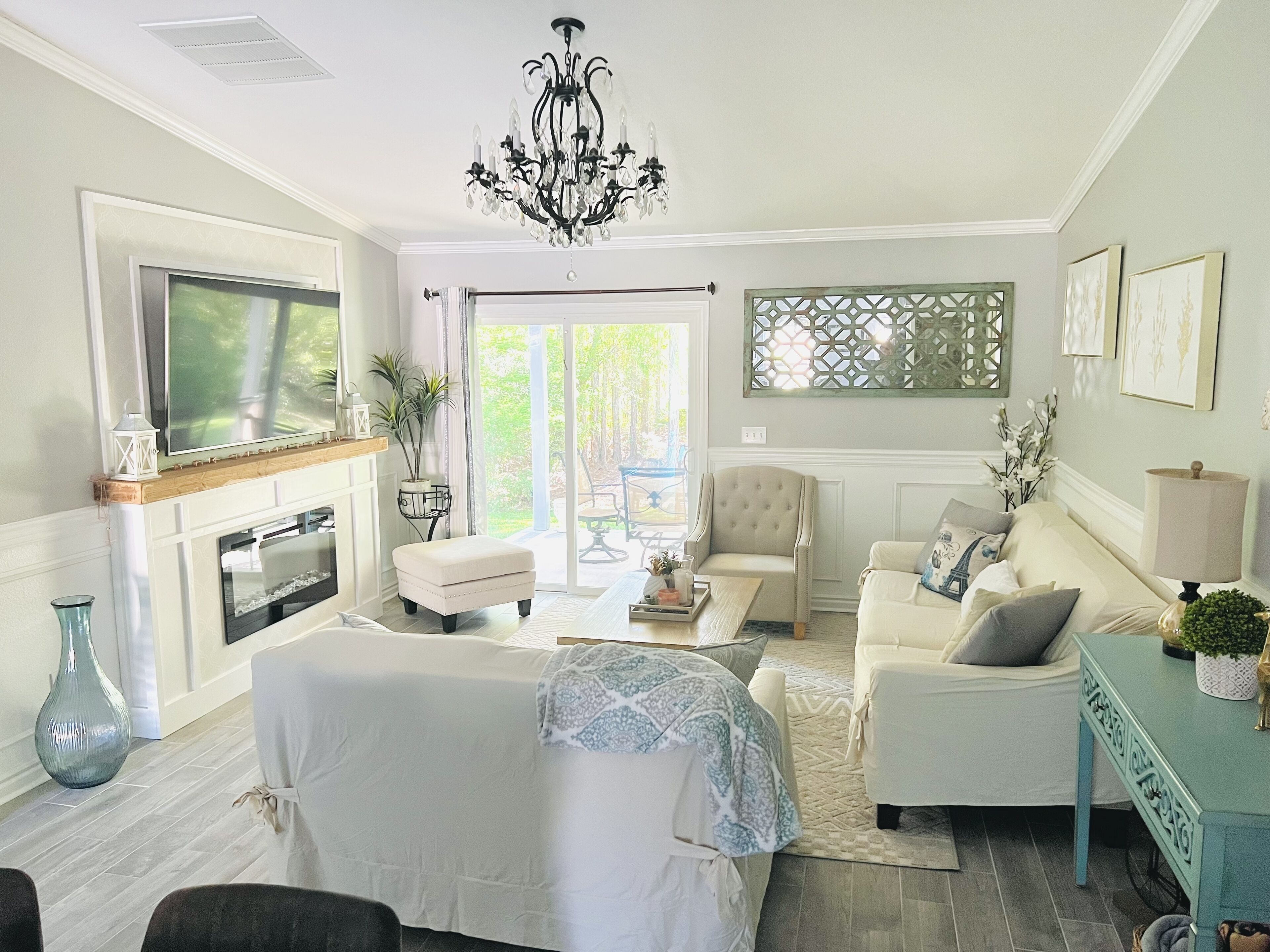 **AWESOME HOME! PEACEFUL, SAFE, PERFECT LOCATION**