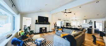 Newly Renovated Secluded Cottage