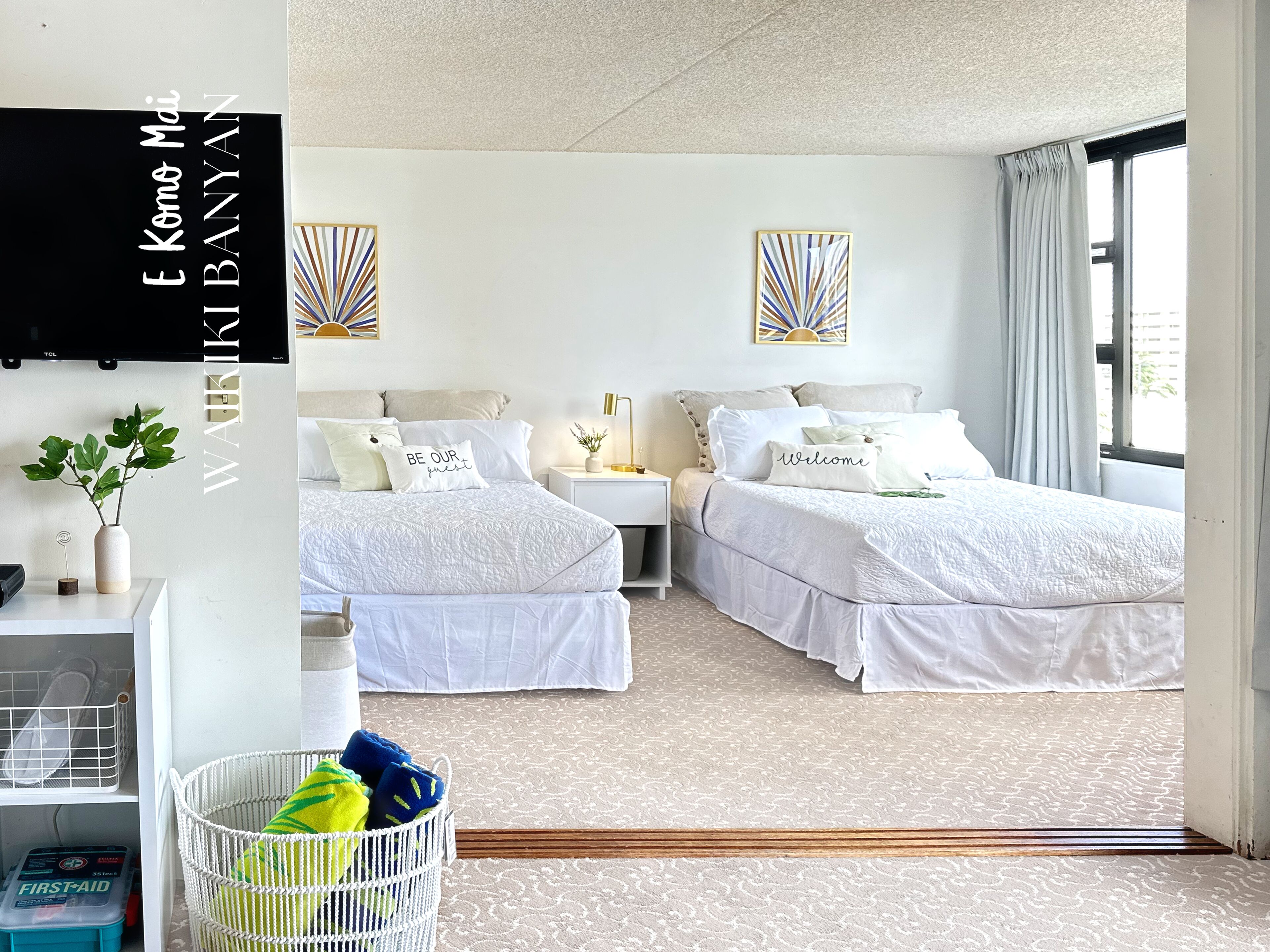 Stunning 1BD a block Waikiki Beach w/Free Parking