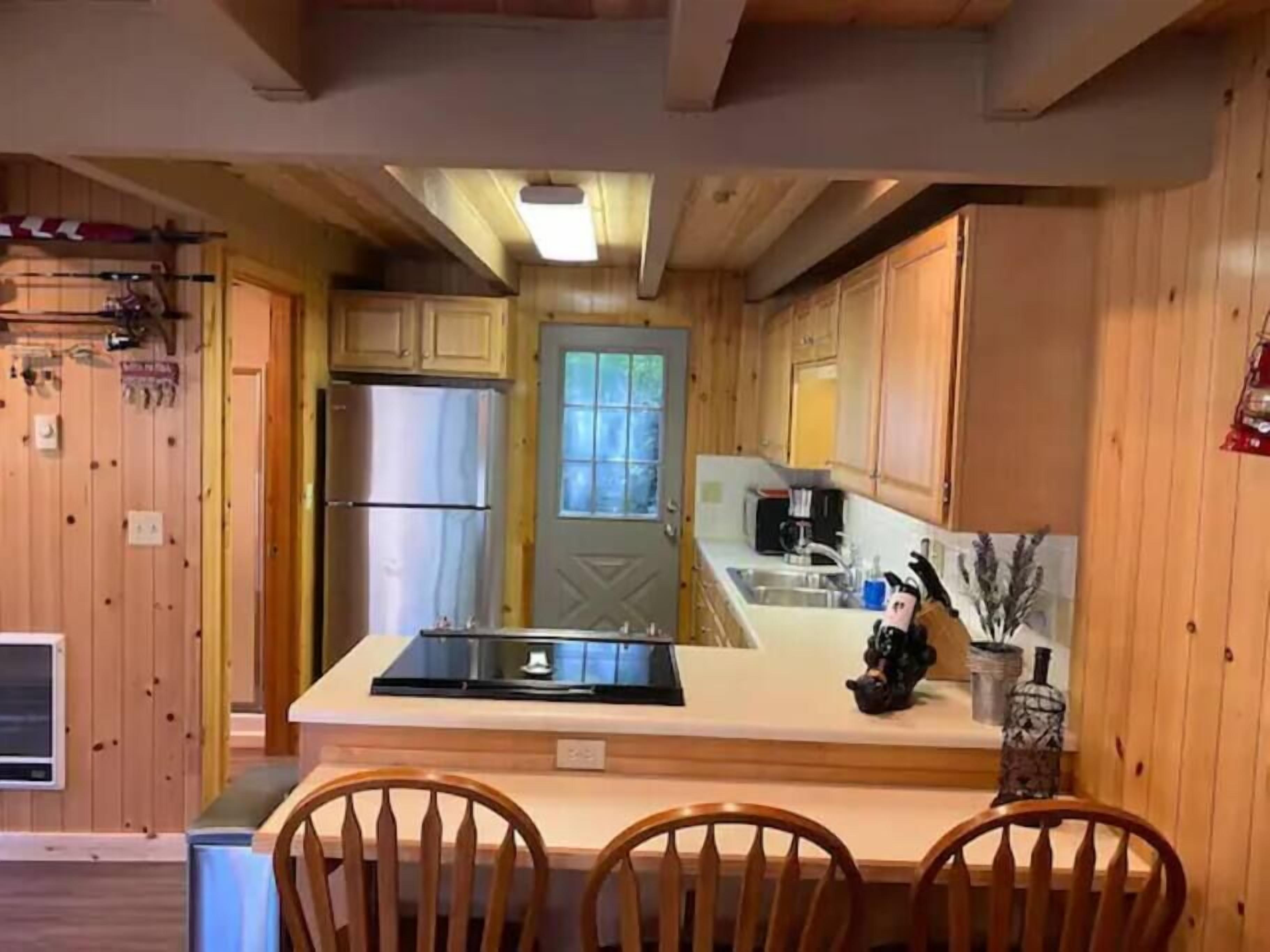 Quiet and Serene Cabin in the Tree's