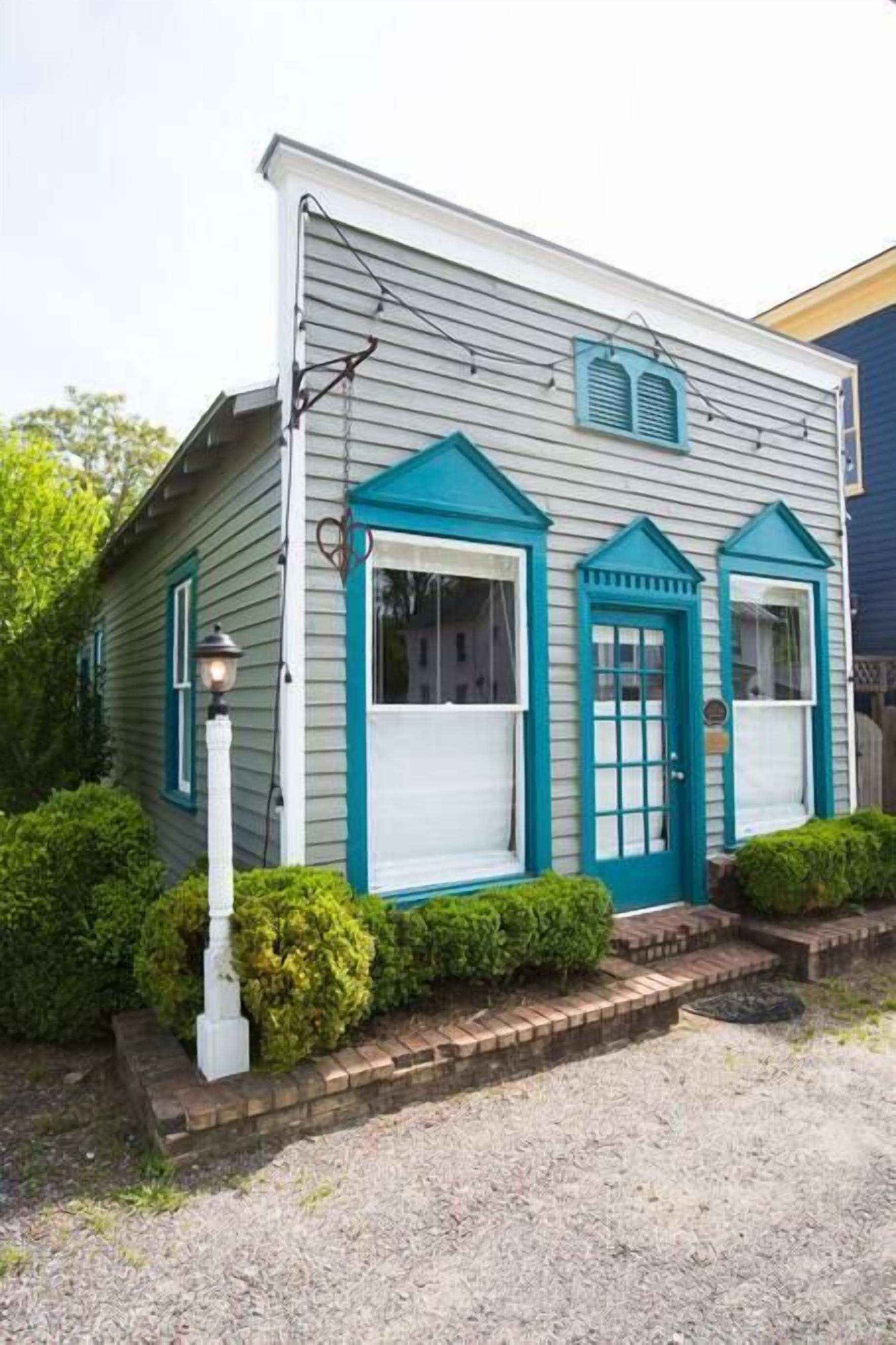 The River Cottage: 29 Main Street