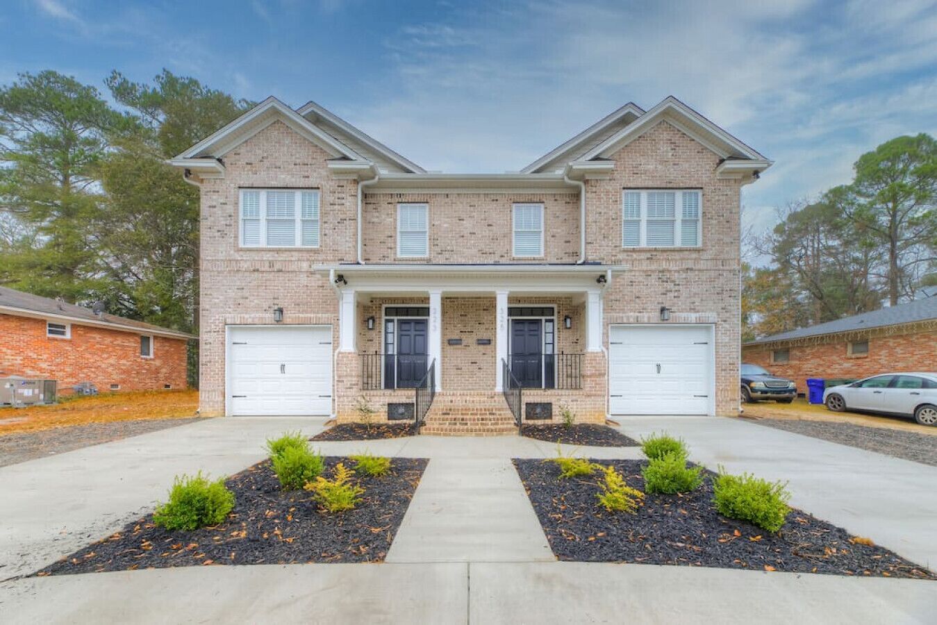 Entire Townhome - Mins to Fort Jackson | Sleeps 12