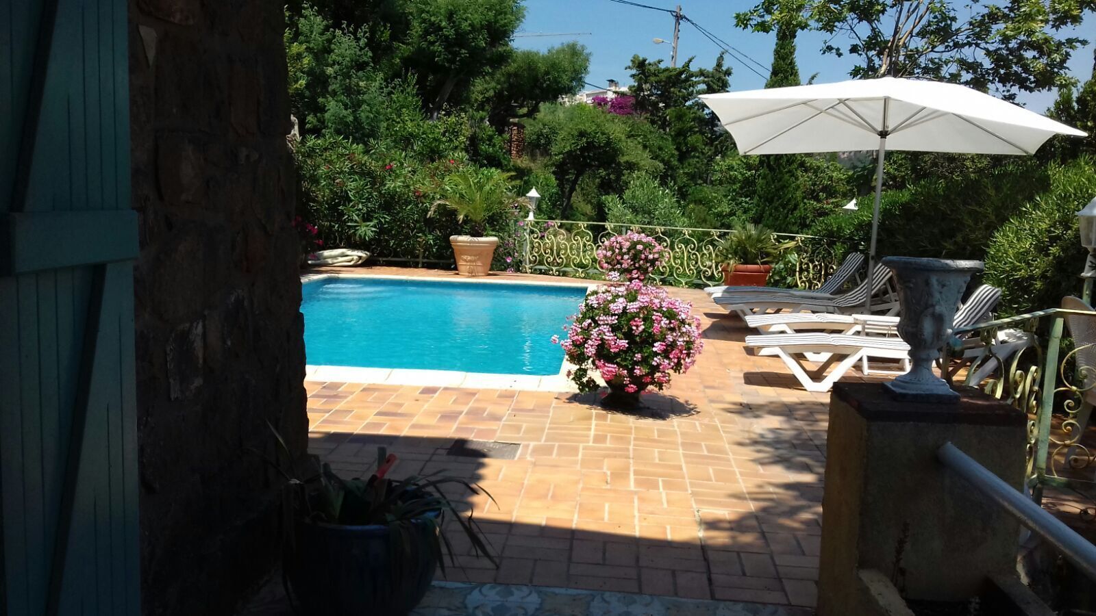 Stunning Provencal Villa - 5 min from the beach!