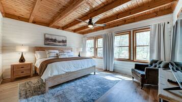 4 chambres, fer et planche à repasser, lit parapluie, Wi-Fi