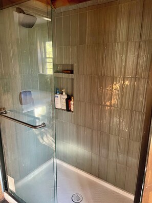 Hair dryer, towels, soap, shampoo