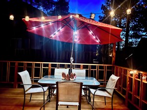 Outdoor dining - Charming house in desired area, walking distance to the lake with 2 decks! (Big Bear Lake)