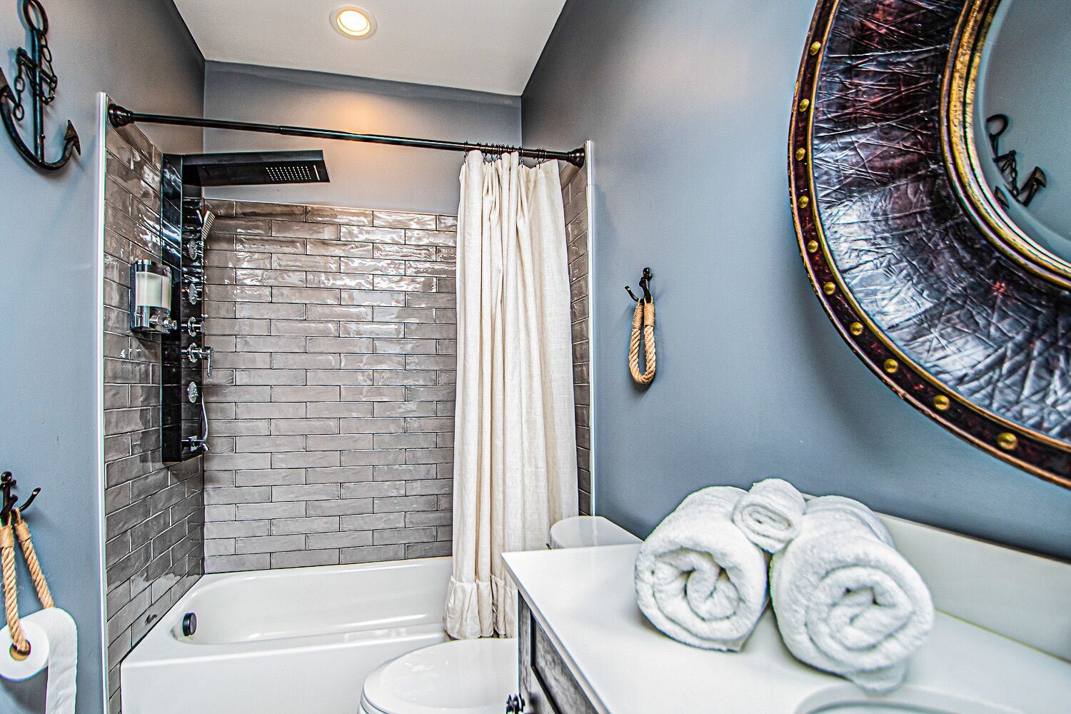 Pirate's Cove River Front Oasis, Group Adventure