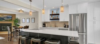 Beautiful Newly Renovated 3 BR Mille Lacs Lakeside Cottage